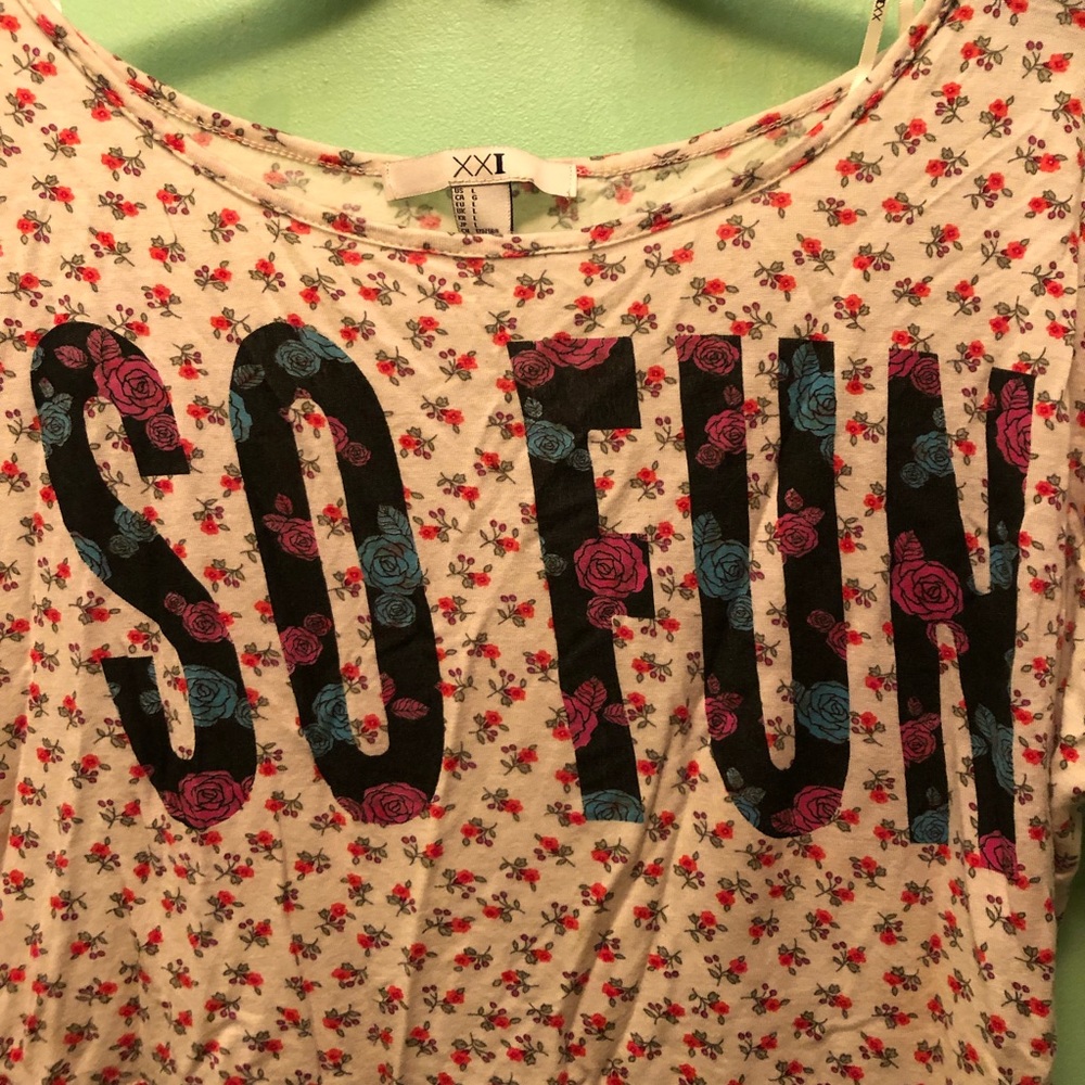 So Fun Cropped Tee - Picture 3 of 5